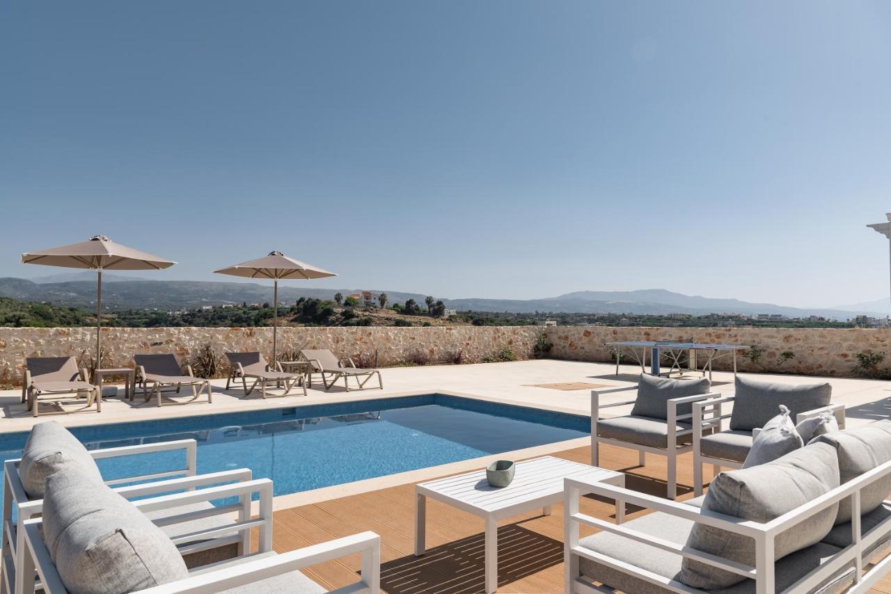 Evaero Villas I, Ii, Iii, IV - An Ever-So Inviting Escape, By Thinkvilla Sfáka Exteriör bild