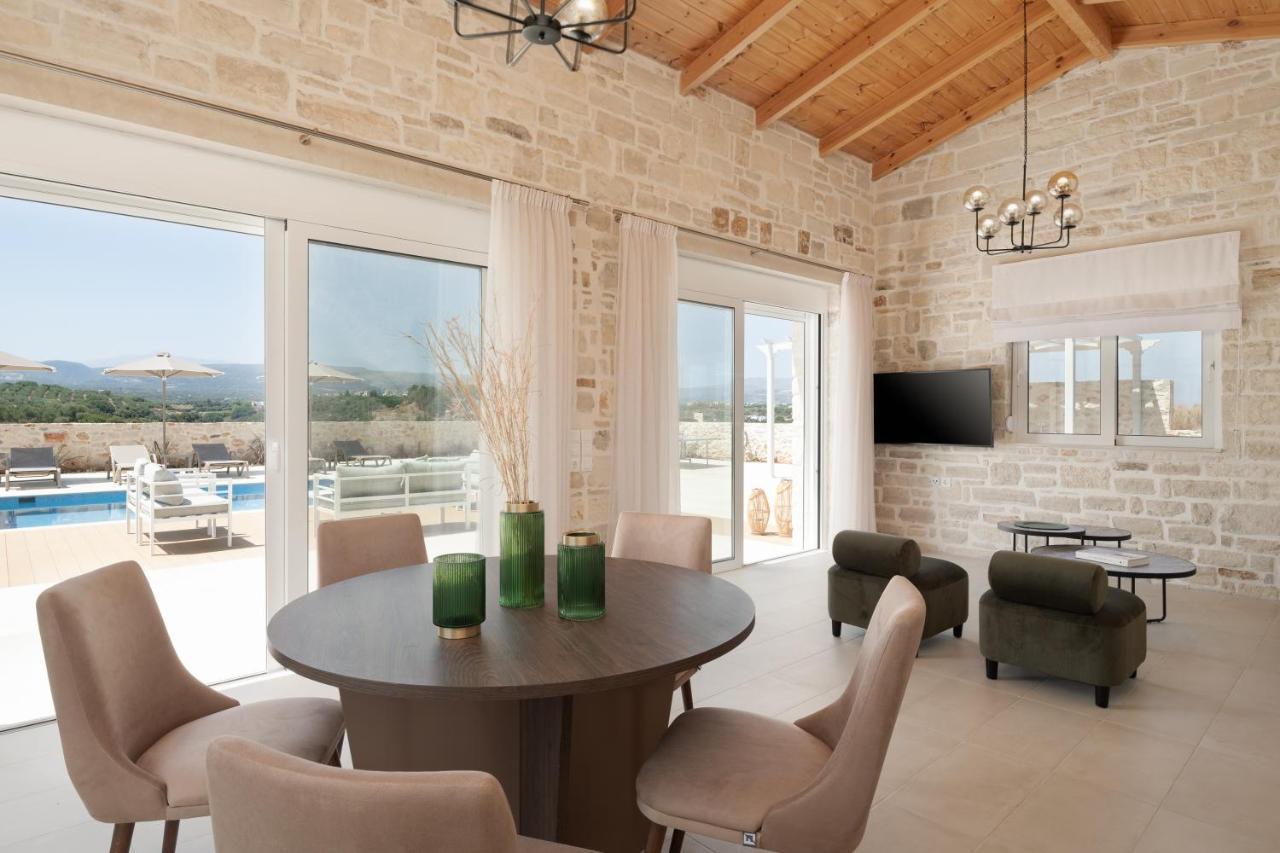 Evaero Villas I, Ii, Iii, IV - An Ever-So Inviting Escape, By Thinkvilla Sfáka Exteriör bild