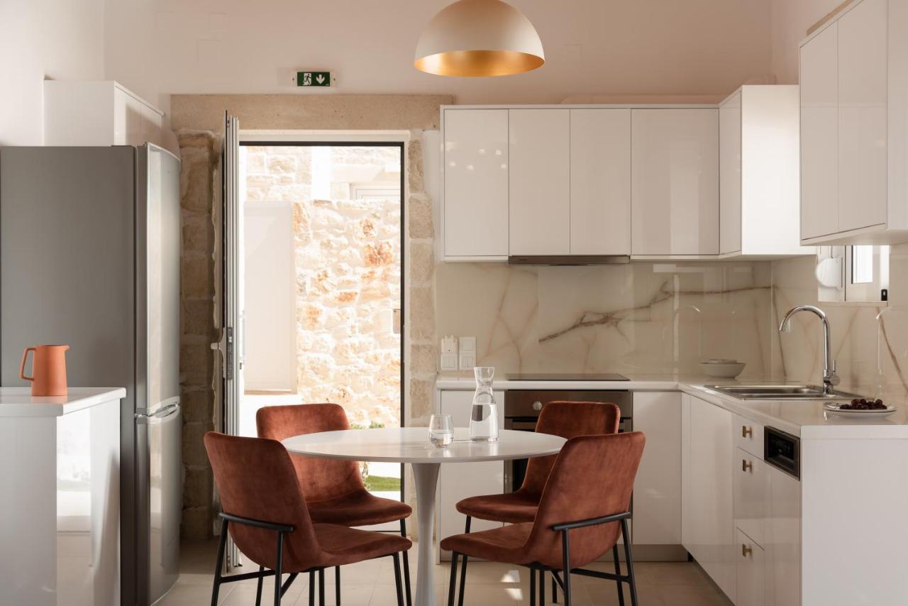 Evaero Villas I, Ii, Iii, IV - An Ever-So Inviting Escape, By Thinkvilla Sfáka Exteriör bild